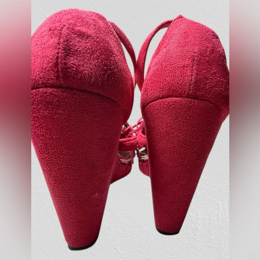 Ashley Stewart‎ fuchsia suede wedge sandals tassels snakeskin print